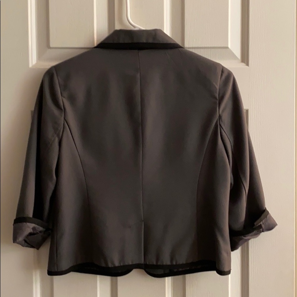 Cropped blazer - Picture 2 of 7